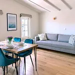 شقة Kapitaenshaus Friedrich Franz - Premium 200 Meter Vom Und Alten Strom