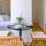 Kapitaenshaus Friedrich Franz - Premium 200 Meter Vom Und Alten Strom شقة *