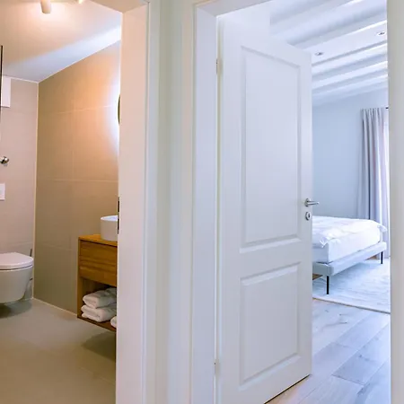 公寓 Kapitaenshaus Friedrich Franz - Premium 200 Meter Vom Und Alten Strom 罗斯托克