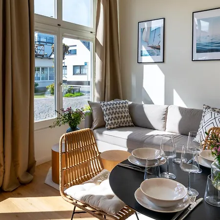 Kapitaenshaus Friedrich Franz - Premium 200 Meter Vom Und Alten Strom Daire Rostock