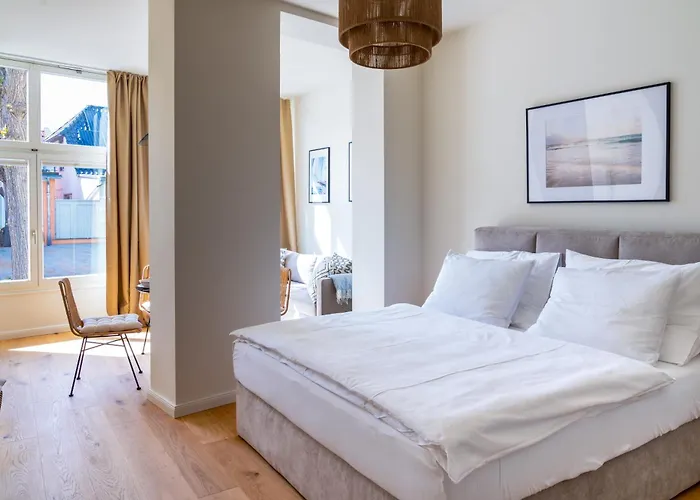 Apartment Kapitaenshaus Friedrich Franz - Premium 200 Meter Vom Und Alten Strom